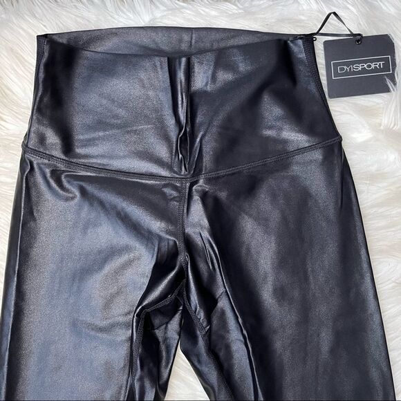 DYI High Shine Signature Tight Shiny Leggings - Picture 9 of 9